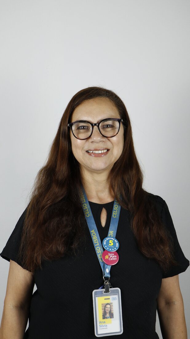 Ana Silvia Lopes, coordenação do curso de Enfermagem do Trabalho: Planejamento e Gestão
